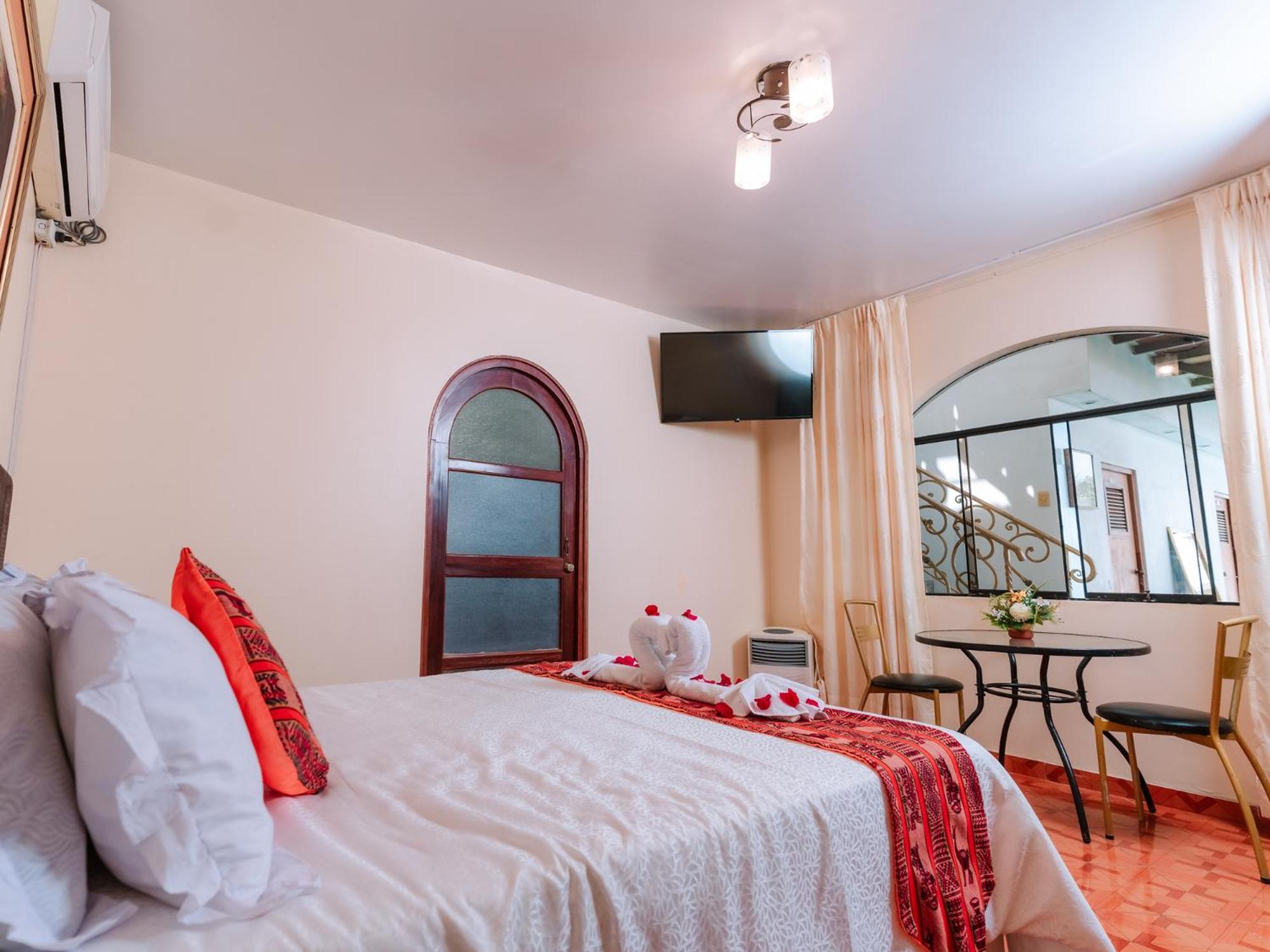 Hotel Vinas Del Sol Eterno Chincha Alta Extérieur photo